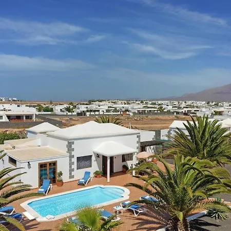 Playa Blanca Sleeps 8 Pool Wifi * Πλάγια Μπλάνκα