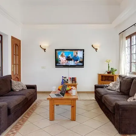 Βίλα Playa Blanca Sleeps 8 Pool Wifi *